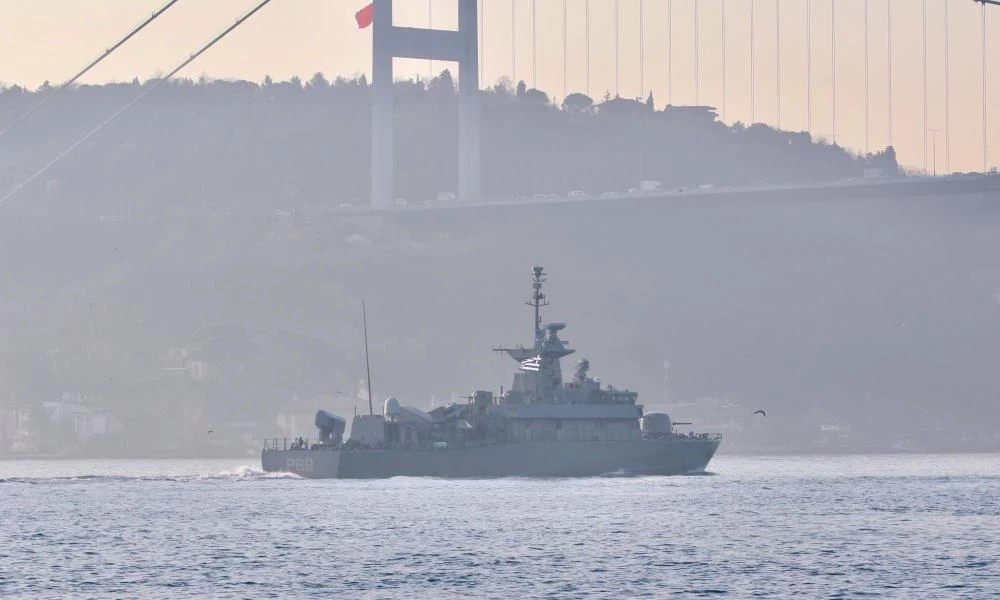 ΤΠΚ Κρυσταλλίδης: Η ελληνική πυραυλάκατος κυματίζει υπερήφανα τη γαλανόλευκη στα Στενά του Βοσπόρου